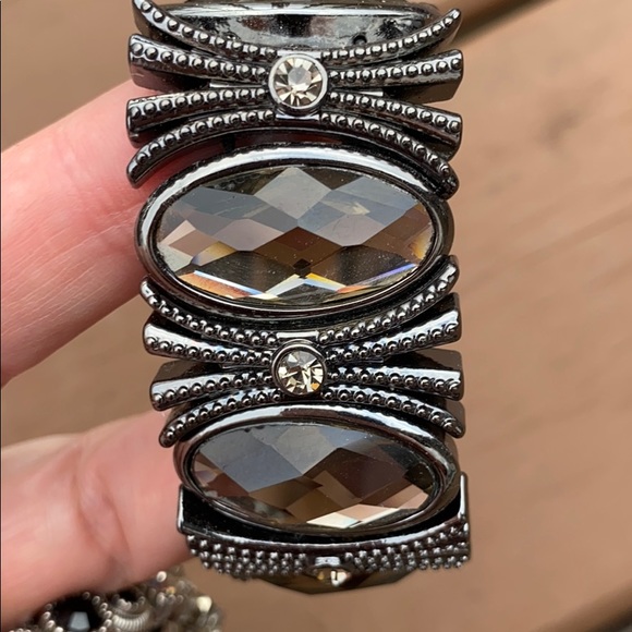 Costume jewelry Black Metal Bracelet with Black stones - Picture 2 of 2